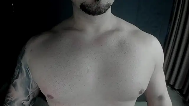 Snapshot of TonyWilcox chatting on 03-13-25, 11:08 TonyWilcox online show from 03-13-25, 11:08