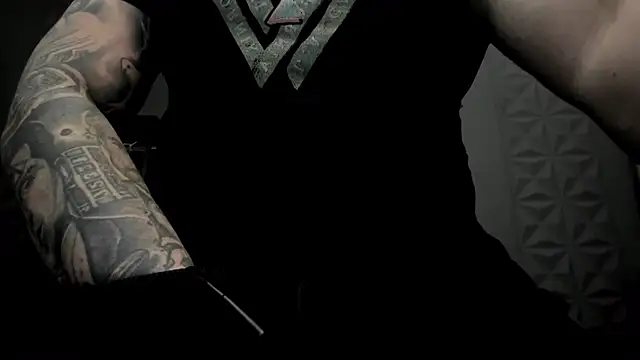 Snapshot of TonyWilcox chatting on 03-14-25, 05:16 TonyWilcox online show from 03-14-25, 05:16