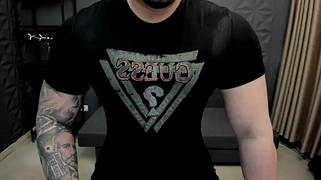 Snapshot of TonyWilcox chatting on 03-16-25, 05:25 TonyWilcox online show from 03-16-25, 05:25