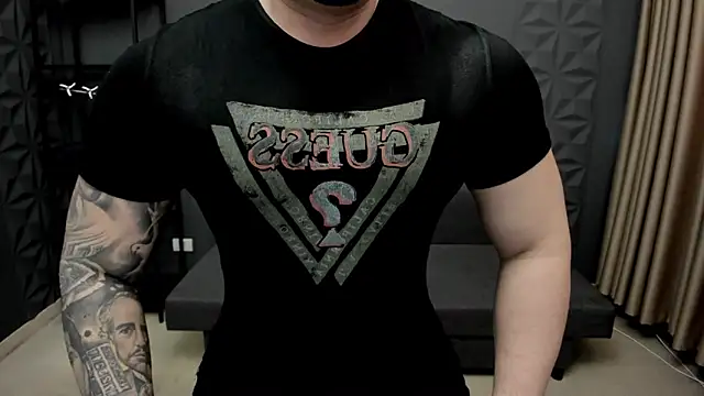 Snapshot of TonyWilcox chatting on 03-20-25, 11:38 TonyWilcox online show from 03-20-25, 11:38