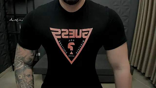 Snapshot of TonyWilcox chatting on 11-21-25, 05:17 TonyWilcox online show from 11-21-25, 05:17