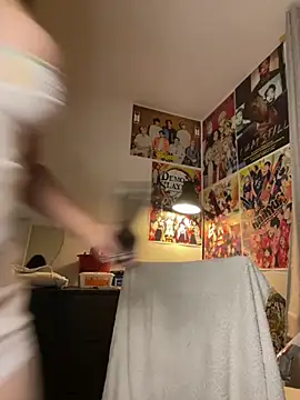 xSelena online show from 03-23-25, 05:32