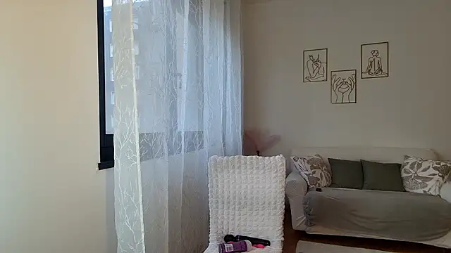 Snapshot of Daleliana chatting on 01-19-26, 10:08 Daleliana online show from 01-19-26, 10:08