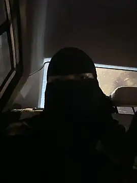 Snapshot of Submissive_Arab chatting on 02-15-25, 08:22 Submissive Arab online show from 02-15-25, 08:22