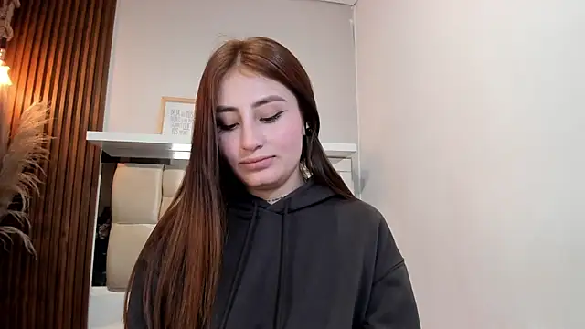 Snapshot of LANA-JONNES chatting on 01-11-25, 07:39 LANA-JONNES online show from 01-11-25, 07:39