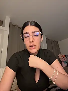  Niah  online show from 04-20-26, 02:14