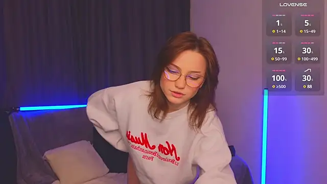 Eva Doo online show from 01-27-25, 02:20