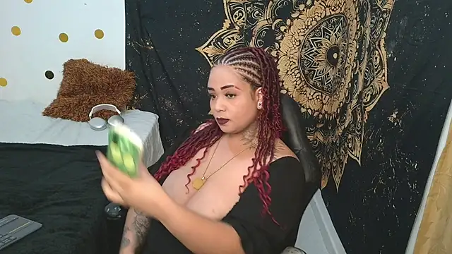 Amaranthagolldiie online show from 04-11-26, 11:42