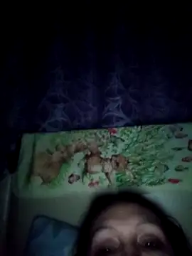 Snapshot of LeilaSaint chatting on 12-22-25, 05:21 LeilaSaint online show from 12-22-25, 05:21