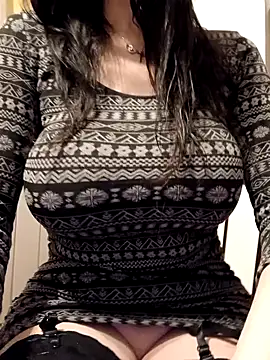 Snapshot of eva750 chatting on 02-19-25, 05:06 eva750 online show from 02-19-25, 05:06