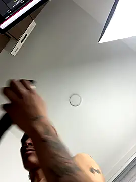 sorry-mom69 online show from 10-17-25, 06:54