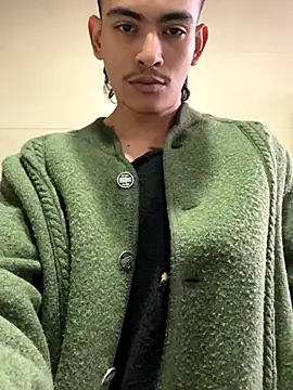 sorry-mom69 online show from 11-14-25, 04:49