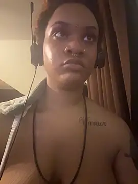 nickytheehawtie online show from 02-20-26, 04:53