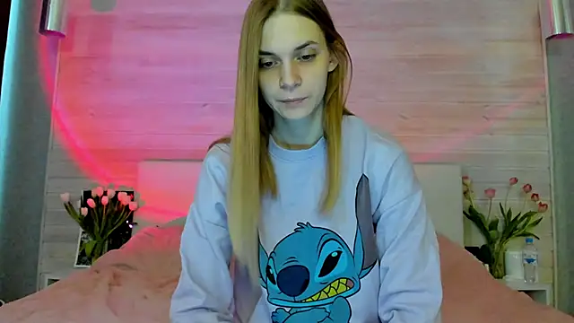 molly hunt  online show from 03-11-26, 03:34