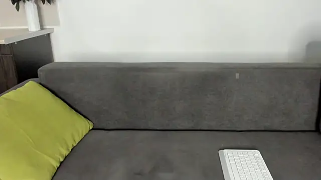 miss emily  online show from 12-25-24, 09:54