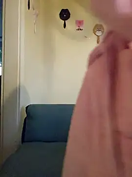 Snapshot of Adrina_Drake chatting on 10-20-25, 02:39 Adrina Drake online show from 10-20-25, 02:39