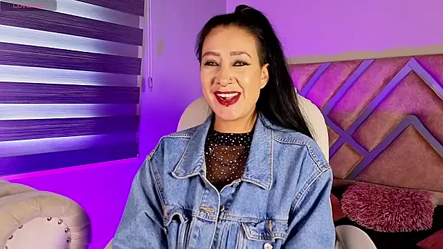  kelly hous36 online show from 02-21-25, 04:05