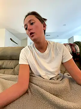 Snapshot of triple34D chatting on 09-09-25, 04:39 triple34D online show from 09-09-25, 04:39