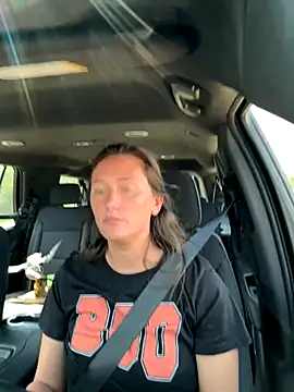 Snapshot of triple34D chatting on 09-19-25, 06:30 triple34D online show from 09-19-25, 06:30