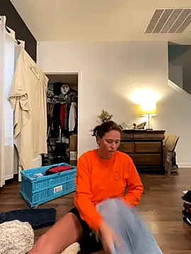 Snapshot of triple34D chatting on 09-26-25, 12:31 triple34D online show from 09-26-25, 12:31