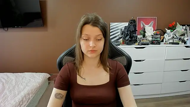 Snapshot of SoniNesti chatting on 06-03-26, 02:33 SoniNesti online show from 06-03-26, 02:33