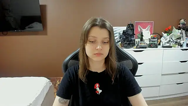 SoniNesti online show from 06-26-26, 03:49