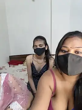 cutee  crazy online show from 05-29-26, 02:15