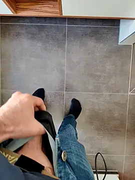 Boring one online show from 04-24-26, 07:44