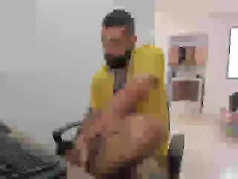 Snapshot of Matheusbeard chatting on 01-13-26, 05:29 Matheusbeard online show from 01-13-26, 05:29