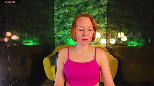 Snapshot of NikaGentle chatting on 12-02-24, 05:37 NikaGentle online show from 12-02-24, 05:37