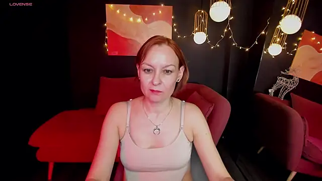 Snapshot of NikaGentle chatting on 12-27-24, 09:17 NikaGentle online show from 12-27-24, 09:17