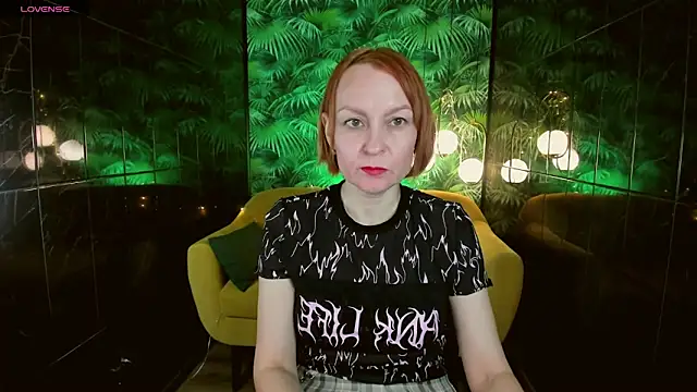 Snapshot of NikaGentle chatting on 01-06-25, 08:57 NikaGentle online show from 01-06-25, 08:57