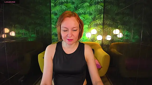 Snapshot of NikaGentle chatting on 01-08-25, 05:27 NikaGentle online show from 01-08-25, 05:27