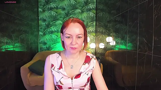 Snapshot of NikaGentle chatting on 01-17-25, 05:42 NikaGentle online show from 01-17-25, 05:42