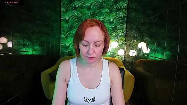 Snapshot of NikaGentle chatting on 01-18-25, 05:41 NikaGentle online show from 01-18-25, 05:41