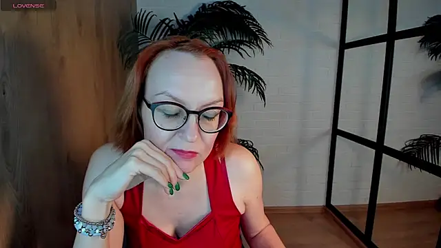 Snapshot of NikaGentle chatting on 01-27-25, 11:43 NikaGentle online show from 01-27-25, 11:43