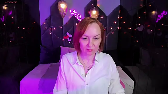 Snapshot of NikaGentle chatting on 02-13-25, 05:37 NikaGentle online show from 02-13-25, 05:37