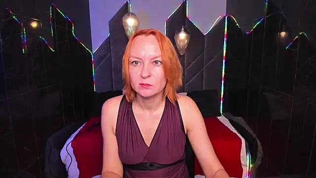 Snapshot of NikaGentle chatting on 10-06-25, 05:27 NikaGentle online show from 10-06-25, 05:27