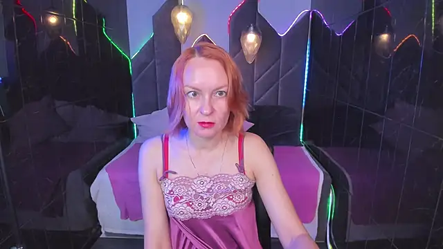 Snapshot of NikaGentle chatting on 10-09-25, 05:38 NikaGentle online show from 10-09-25, 05:38