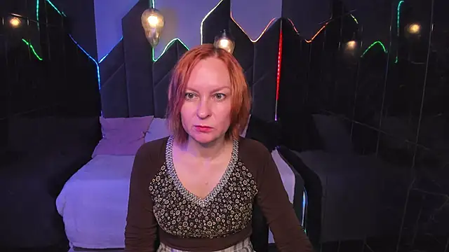Snapshot of NikaGentle chatting on 10-11-25, 05:39 NikaGentle online show from 10-11-25, 05:39