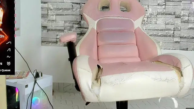 Snapshot of hot-timefun chatting on 09-23-25, 12:24 hot-timefun online show from 09-23-25, 12:24