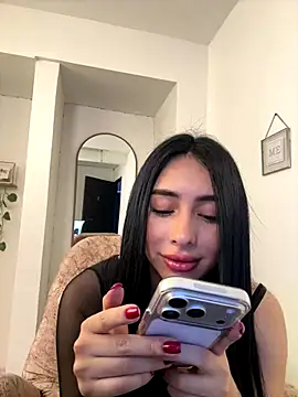 Snapshot of isabella_jade chatting on 12-16-25, 08:47 isabella jade online show from 12-16-25, 08:47