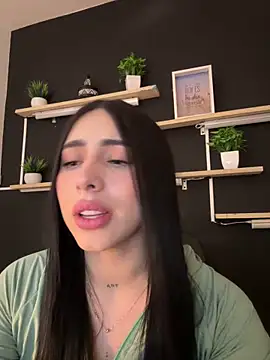 Snapshot of isabella_jade chatting on 02-24-26, 09:35 isabella jade online show from 02-24-26, 09:35