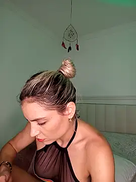 ASHLEY BLAIR online show from 10-22-25, 07:24