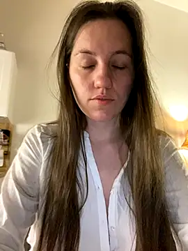 Nicole-Ray online show from 10-05-25, 12:42