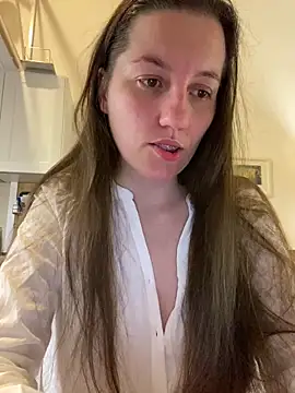 Nicole-Ray online show from 10-05-25, 08:29