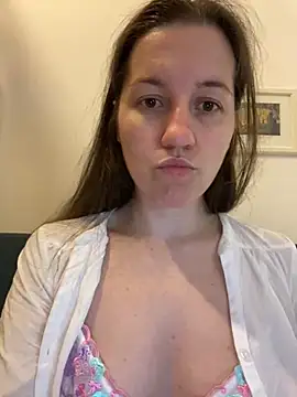 Nicole-Ray online show from 10-12-25, 10:14