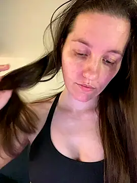 Nicole-Ray online show from 10-28-25, 08:29