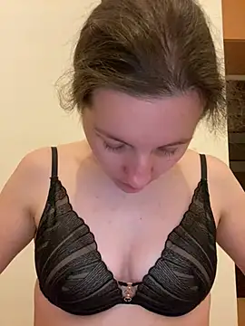Snapshot of Nicole-Ray chatting on 04-23-26, 08:11 Nicole-Ray online show from 04-23-26, 08:11