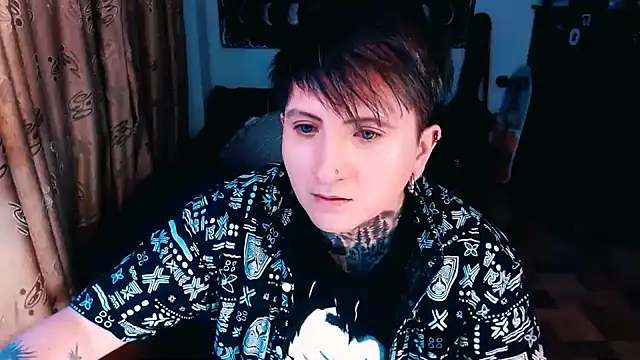 Marieblueeyes online show from 10-24-25, 12:41